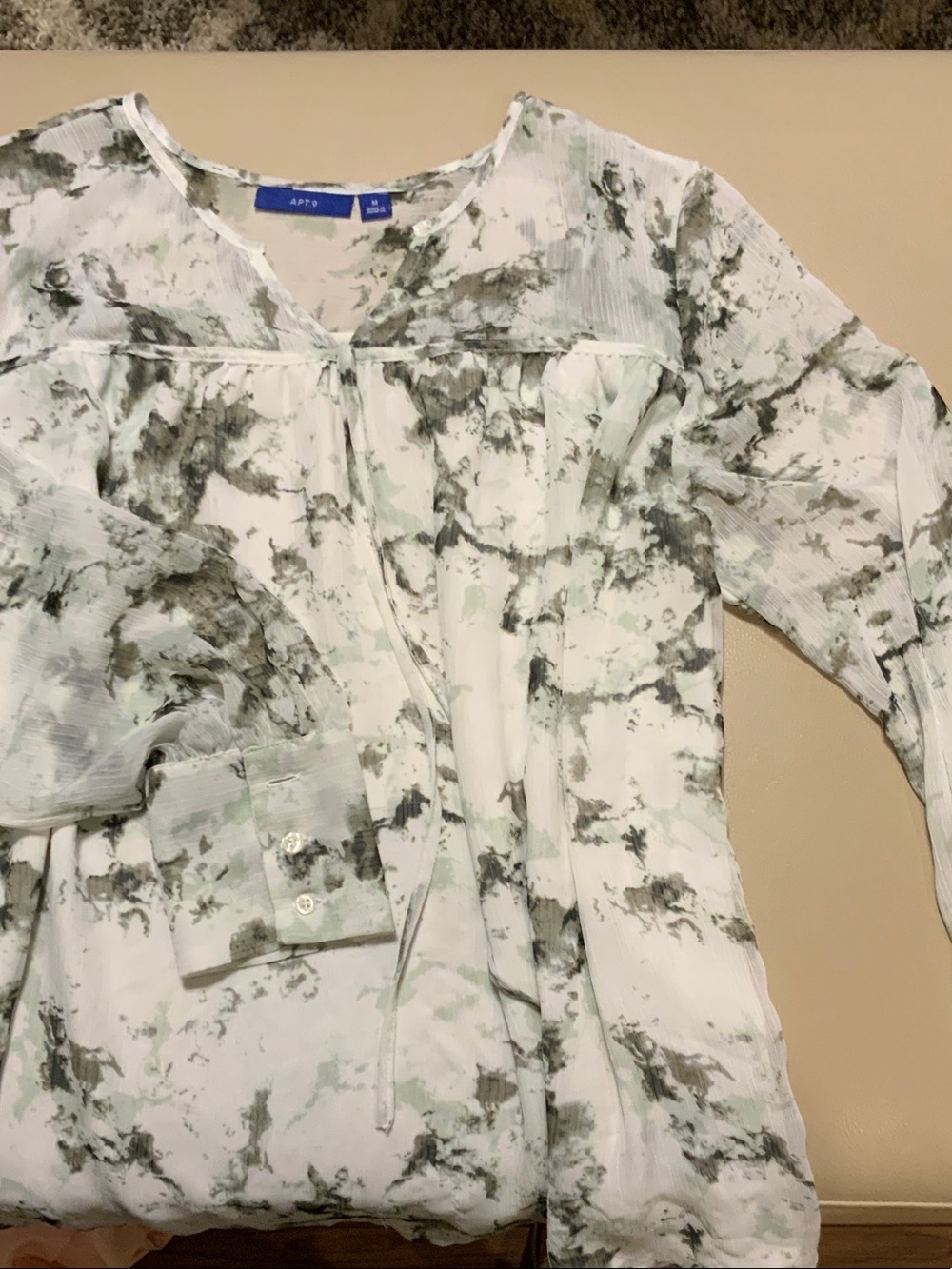 Apt. 9 White and Olive Marble-Print V-Neck Tie Blouse